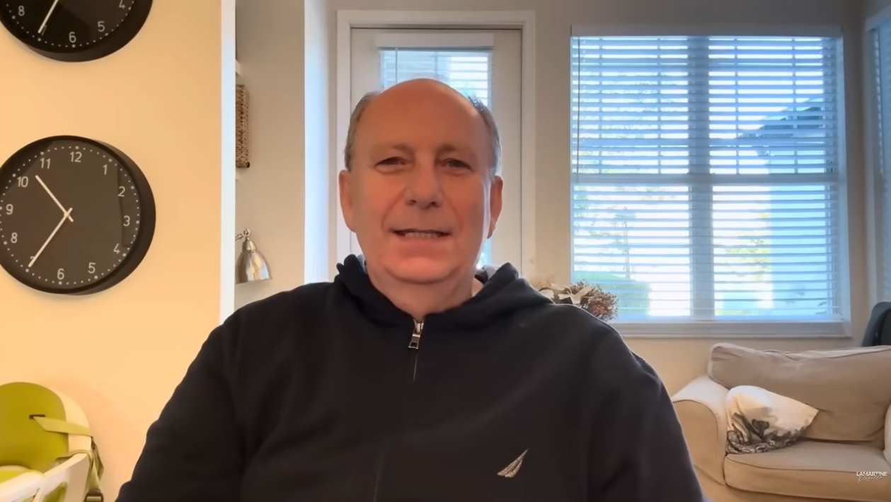 Pastor Lamartine Posella analisa o raio no ato de Nikolas Ferreira como batalha espiritual.