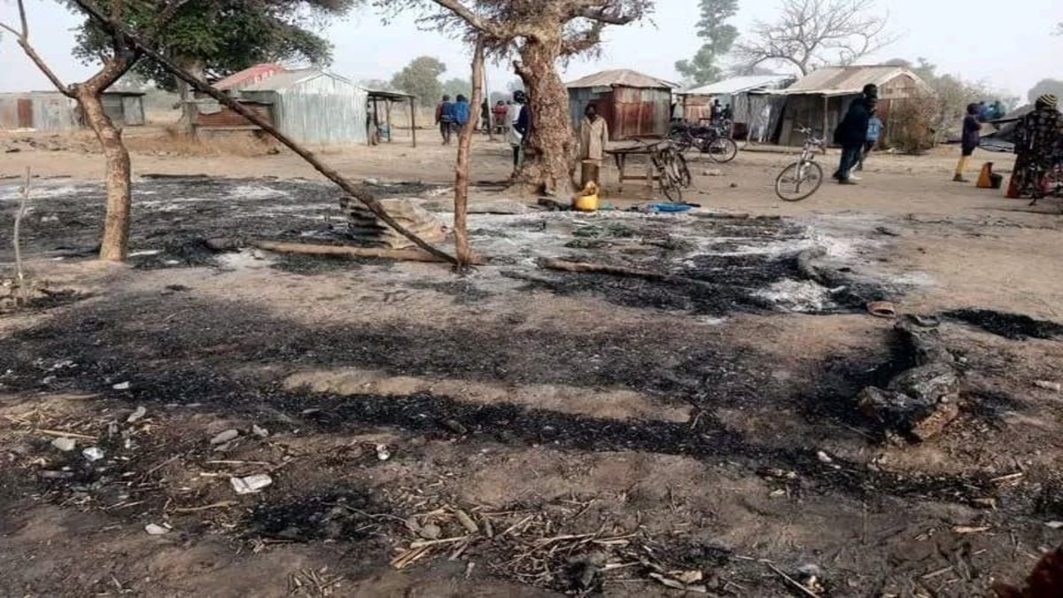 Cristãos mortos na Nigéria: massacre em vilarejos de Adamawa pelo grupo terrorista ISWAP em 2026