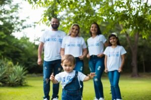 ### Reconstruindo Conexões: O Desafio das Gerações na Família Moderna