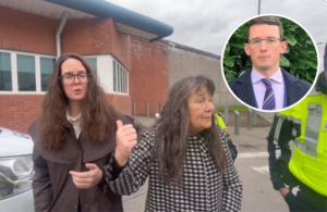 A Prisão da Mãe e Irmã de Enoch Burke: Um Capítulo Controverso na Luta pela Liberdade de Expr…