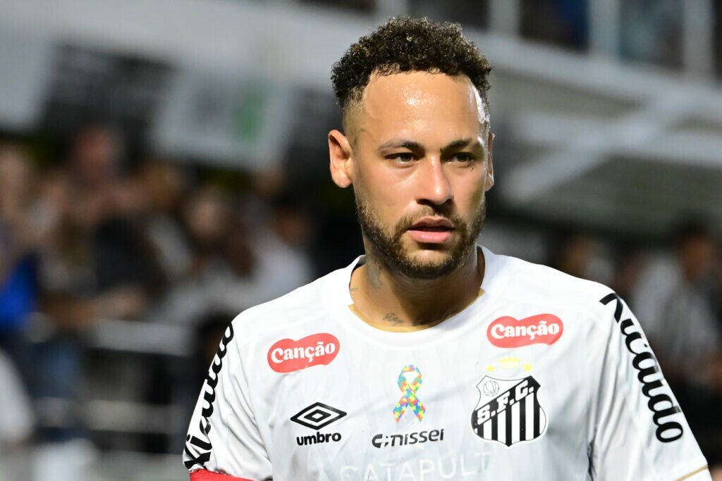 Quando a Crítica se Torna Misoginia: A Polêmica Envolvendo Neymar 1 Caso Neymar: Quando