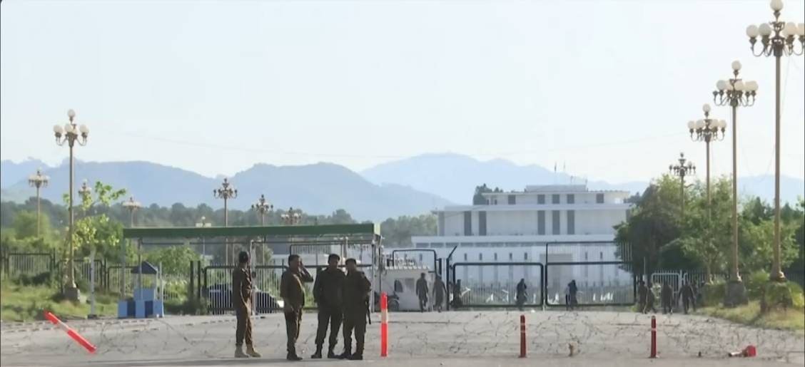 Trump ameaça reagir