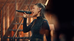 Lis Avancini Lança Seu Primeiro Projeto Musical com o Single “Excede o Entendimento” e Prome…