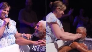 ### A Fé que Transforma: Mulher Batiza o Marido Após Anos de Oração em Igreja Americana