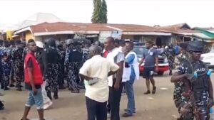 ### Terror e Luto: A Tragédia dos Cristãos na Nigéria Aumenta Após Massacre Durante a Semana …