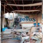 Ataque a Igreja Evangélica: Invasão, Furto e Incêndio Marcam Madrugada de Destruição