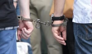 Título: Prisões de Cristãos na China Reacendem Alerta Sobre Liberdade Religiosa
