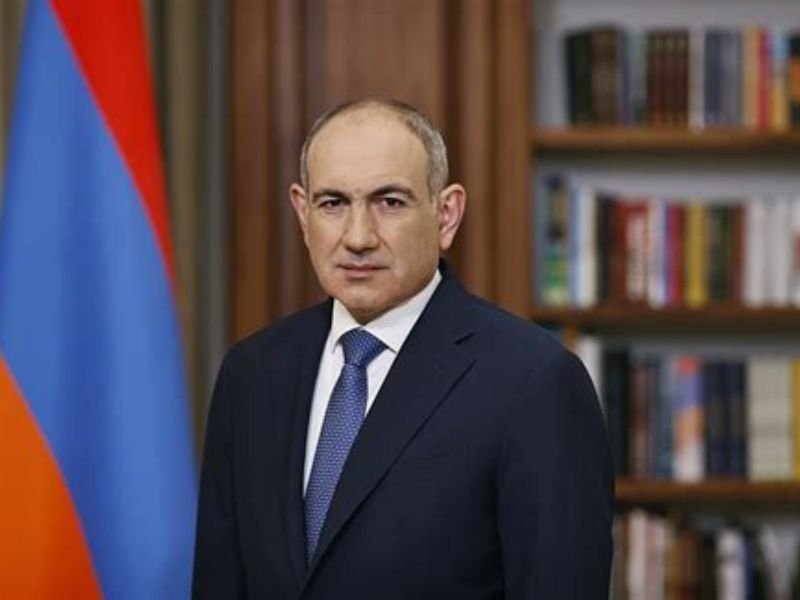 Armenia em uma Encruzilhada: A Reeleição de Nikol Pashinyan e as Preocupações com a Liberdade... 1 Armenian PM Wins