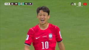 # Jogador Sul-Coreano Inspira ao Celebrar Vitória com Mensagem de Fé na Copa do Mundo