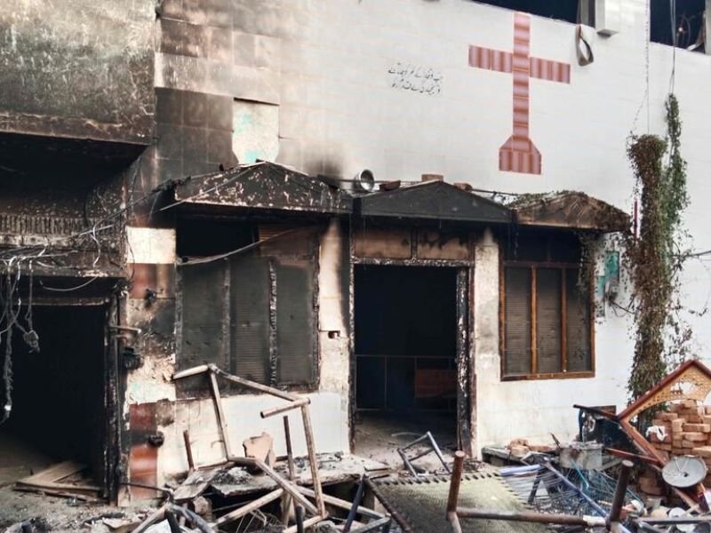 A Indústria da Blasfêmia: Um Negócio Mortal no Paquistão 1 Blasphemy Inc: Accusations