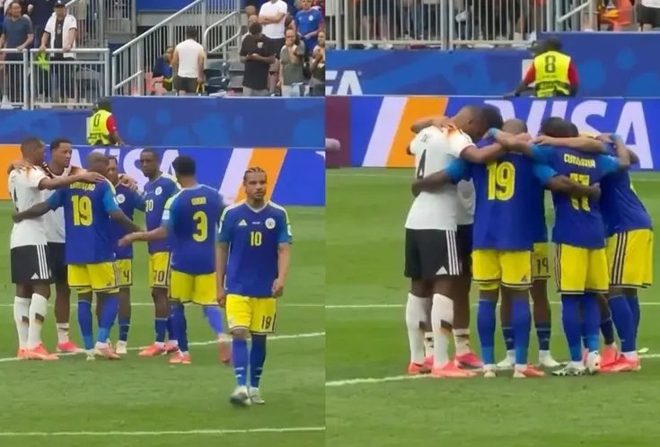 Jogadores adversários oram