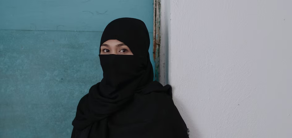 Violência Doméstica Legalizada: O Impacto do Novo Código Penal do Talibã sobre as Mulheres no... 1 Talibã legaliza violência