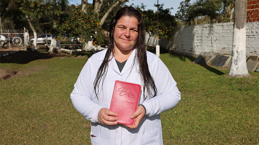 Enfermeira aceita Jesus