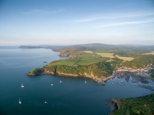Evangelhos ganham vida em dialeto de Pembrokeshire durante o Eisted... 1 Os Evangelhos são