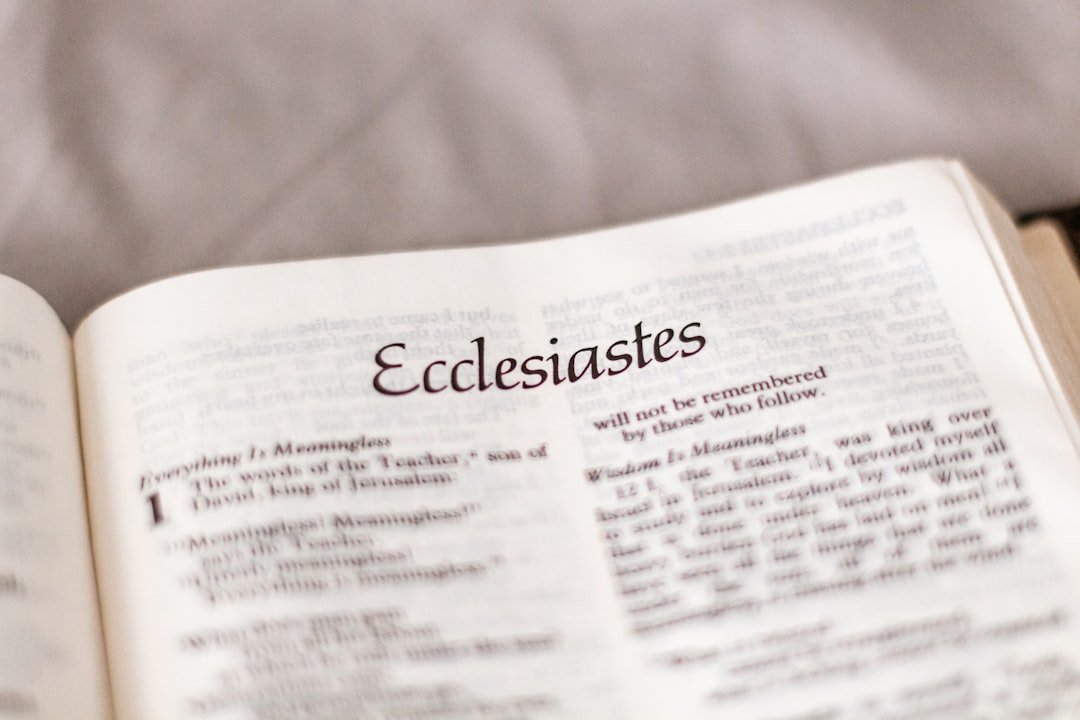 Como Seguir Jesus em Meio a Decisões Difíceis 1 Escolhas cristãs — Como Seguir Jesus em Meio a Decisões Difíceis