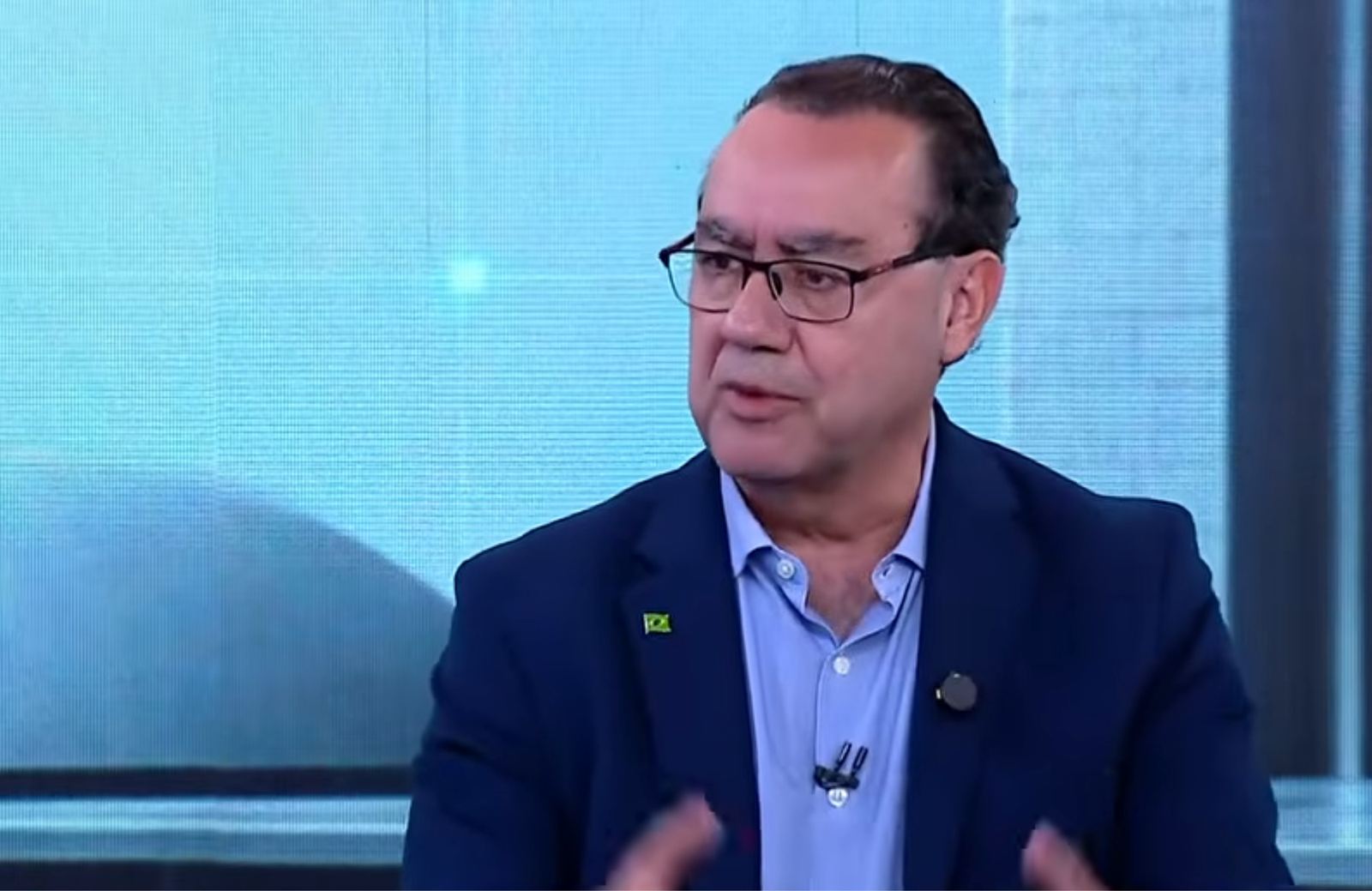 Augusto Cury: A Promessa de Cura Emocional e os Desafios da Políti... 1 Augusto Cury não