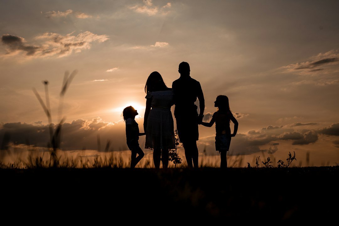 Família e fé — O Que Fazer Quando um Familiar Se Afasta de Deus?