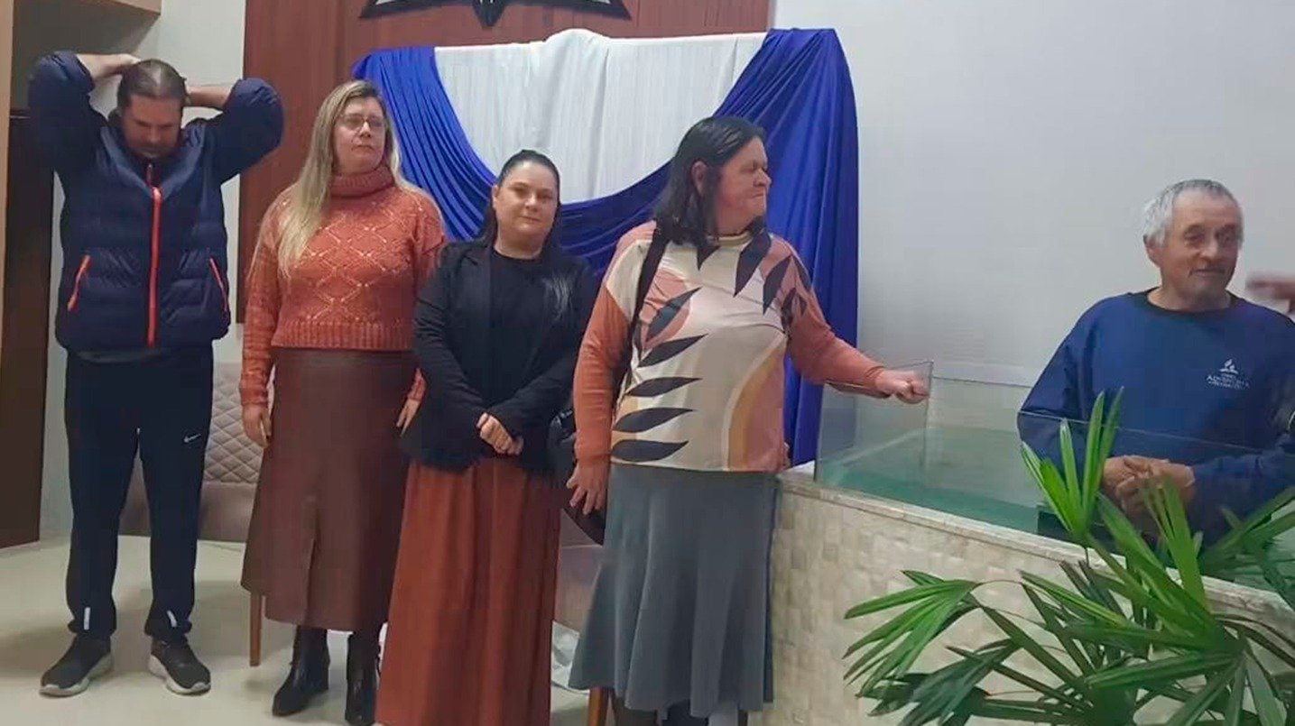 Após esposa orar