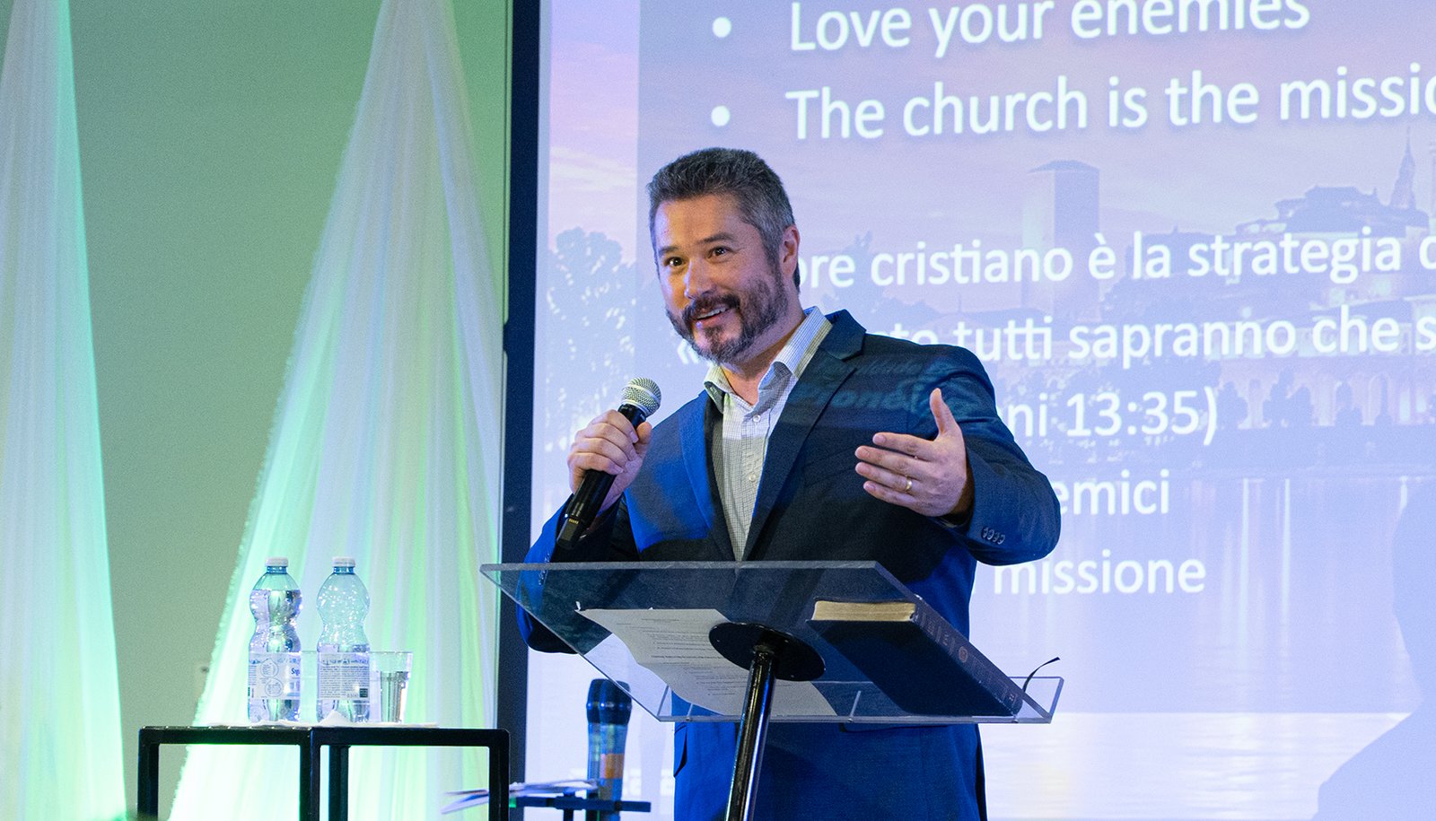 A Importância da Igreja na Vida Cristã: Reflexões de Pastor em C... 1 “Não se pode