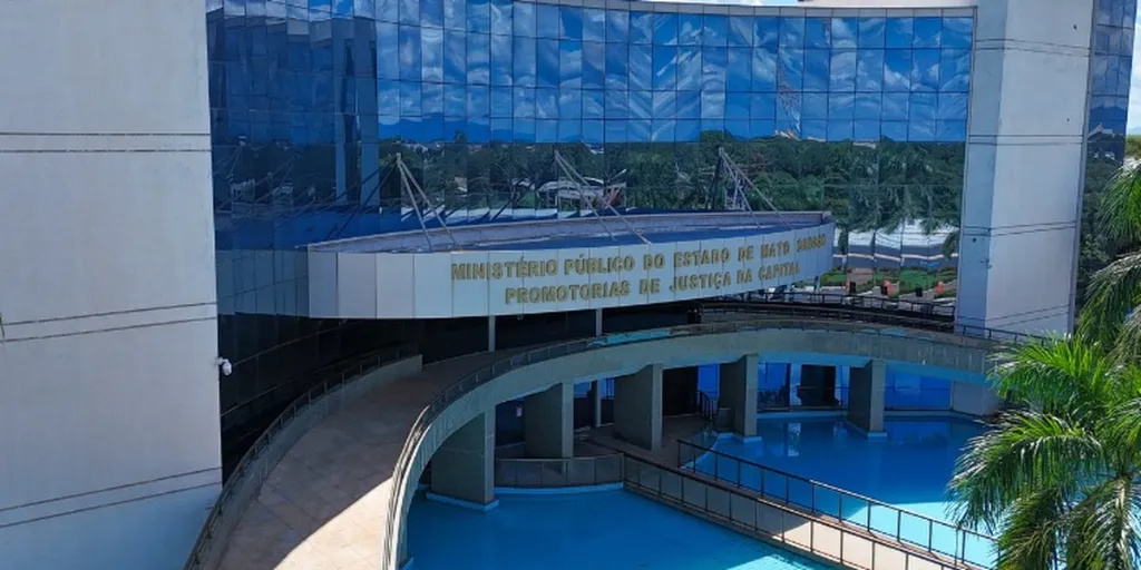 Ministério Público de Mato Grosso Recomenda Fim de Orações em E... 1 Ministério Público recomenda